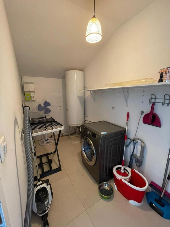Superbe Appartement Avec 2 Chambres - 9 Personnes - Parking Prive Tournon-sur-Rhone Eksteriør billede